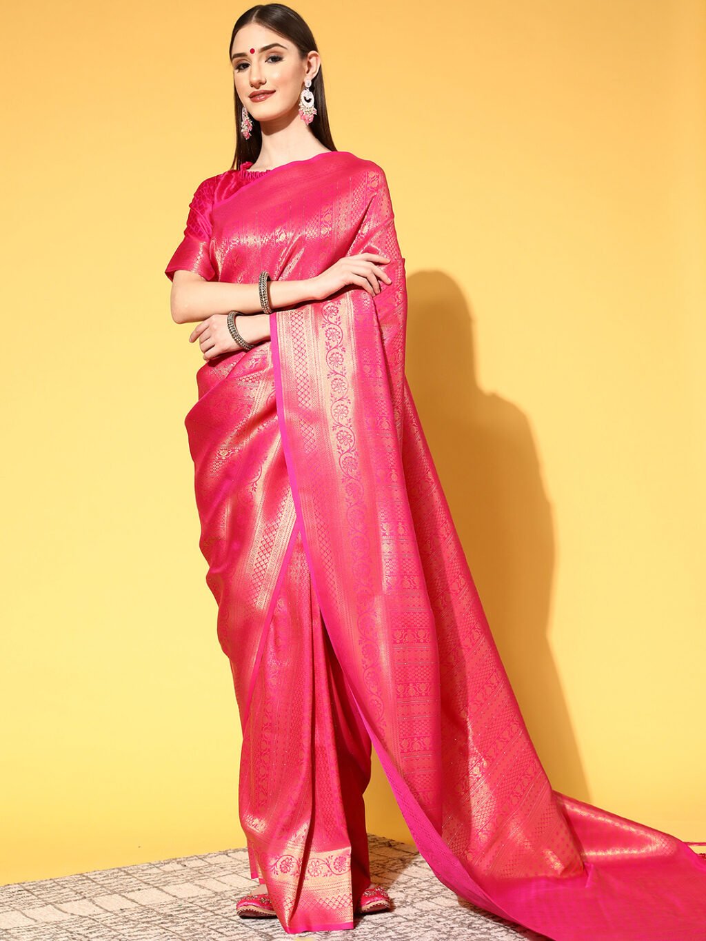 Pink Pink Kanjeevaram Silk Blend Embroidered Saree