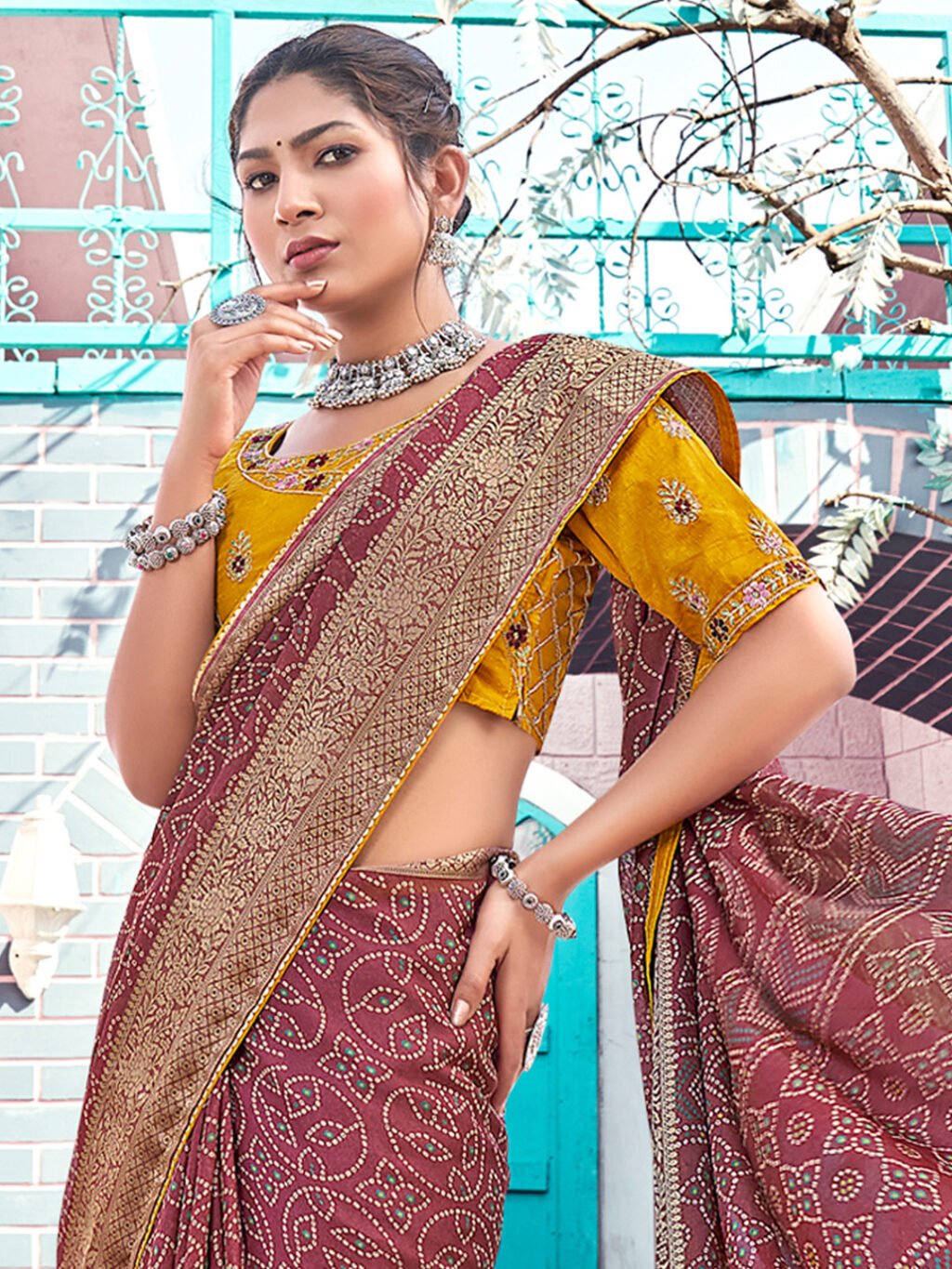 Mauve Bandhani Georgette Printed Saree - Image 3
